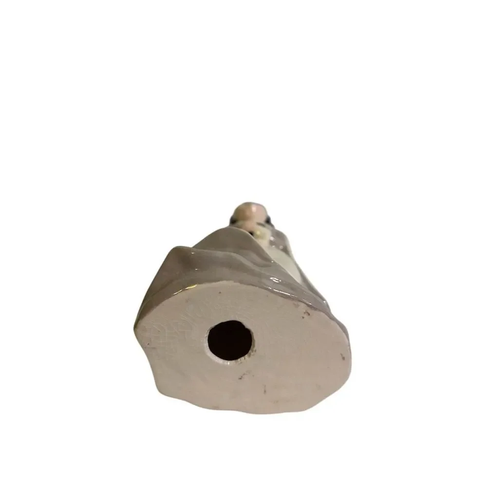 Vintage Ceramic Nun Figurine 8" Tall Religious Catholic Decor - Picture 6 of 6